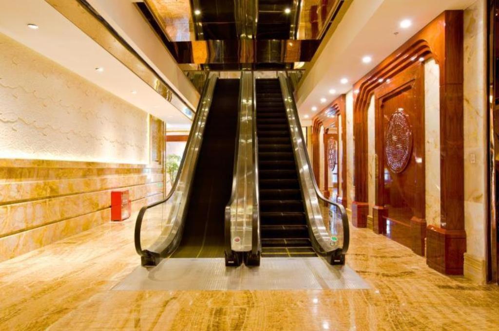 Chongqing Huachen International Hotel Esterno foto